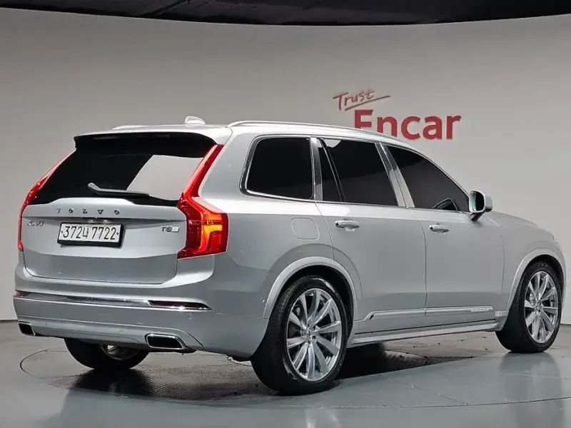2020 Volvo XC90 с пробегом 63 012 км