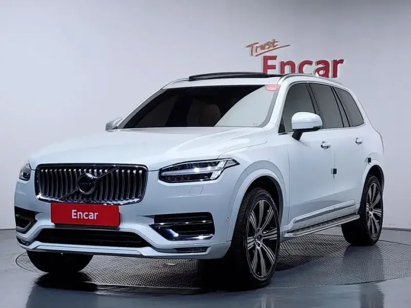 2021 Volvo XC90 с пробегом 42 551 км