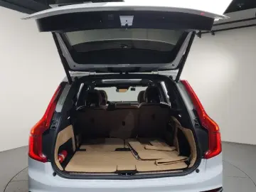 2021 Volvo XC90 с пробегом 42 551 км