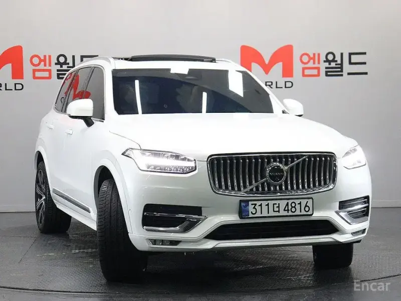 2024 Volvo XC90 с пробегом 38 559 км
