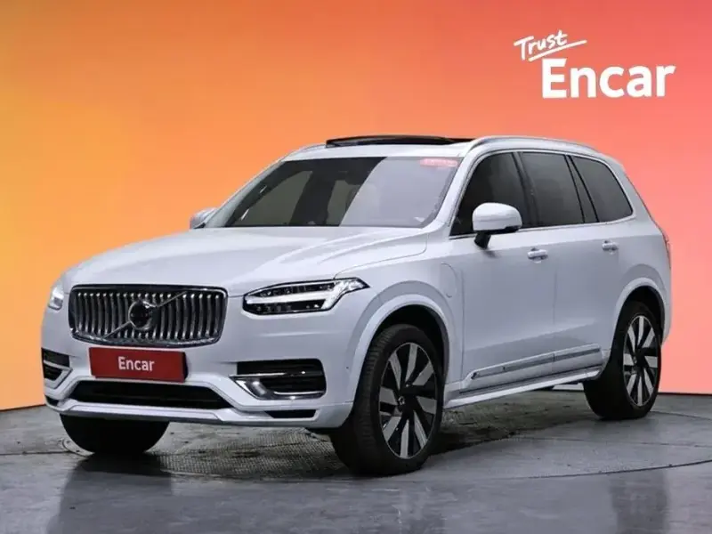 2024 Volvo XC90 с пробегом 22 581 км