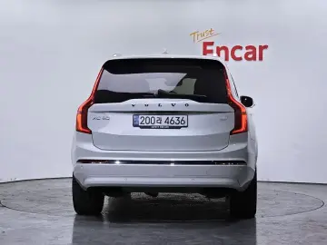 2024 Volvo XC90 с пробегом 22 581 км