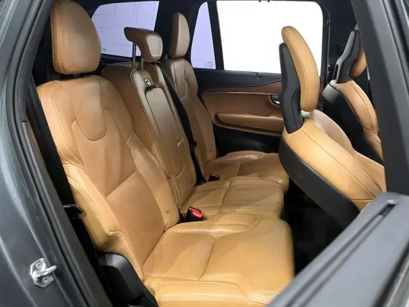 2017 Volvo XC90 с пробегом 115 495 км