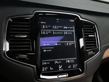 2017 Volvo XC90 с пробегом 115 495 км