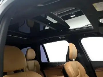 2017 Volvo XC90 с пробегом 115 495 км