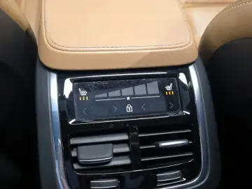 2017 Volvo XC90 с пробегом 115 495 км