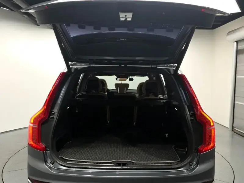 2017 Volvo XC90 с пробегом 115 495 км