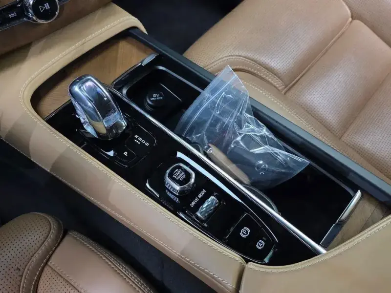 2018 Volvo XC90 с пробегом 162 885 км