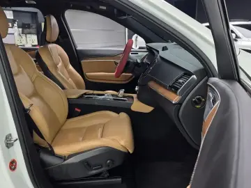 2018 Volvo XC90 с пробегом 162 885 км