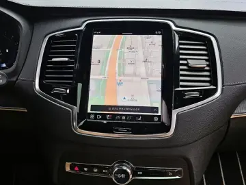 2023 Volvo XC90 с пробегом 95 788 км