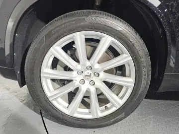 2018 Volvo XC90 с пробегом 130 655 км