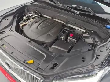 2019 Volvo XC90 с пробегом 68 130 км