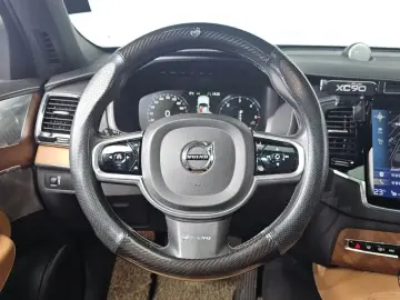 2018 Volvo XC90 с пробегом 130 655 км