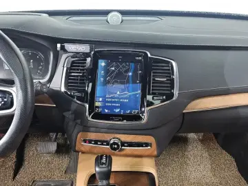2018 Volvo XC90 с пробегом 130 655 км