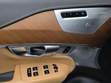 2019 Volvo XC90 с пробегом 68 130 км