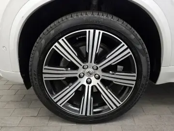 2022 Volvo XC90 с пробегом 109 819 км