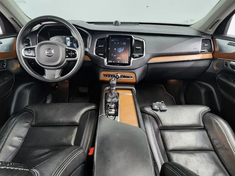 2017 Volvo XC90 с пробегом 139 333 км