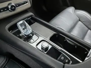 2022 Volvo XC90 с пробегом 109 819 км
