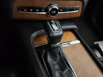 2017 Volvo XC90 с пробегом 139 333 км