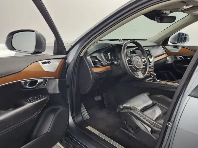 2017 Volvo XC90 с пробегом 139 333 км