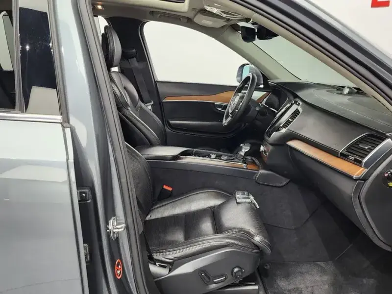 2017 Volvo XC90 с пробегом 139 333 км