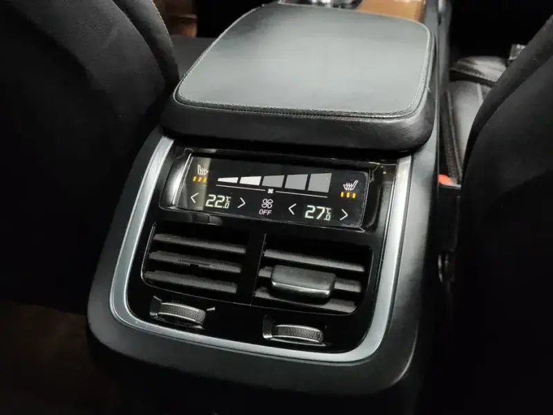 2017 Volvo XC90 с пробегом 139 333 км