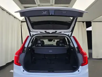 2022 Volvo XC90 с пробегом 109 819 км