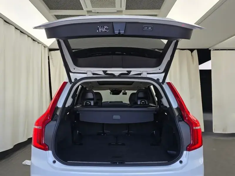 2022 Volvo XC90 с пробегом 109 819 км