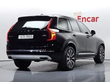 2020 Volvo XC90 с пробегом 114 488 км
