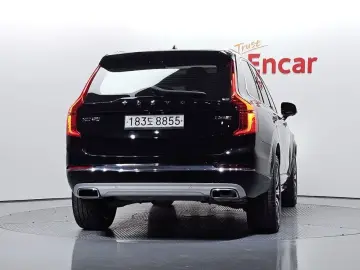 2020 Volvo XC90 с пробегом 114 488 км