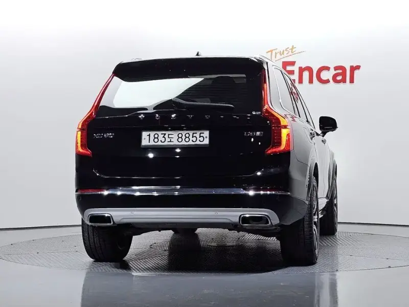 2020 Volvo XC90 с пробегом 114 488 км
