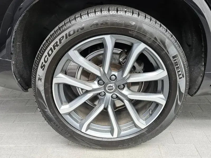 2018 Volvo XC90 с пробегом 213 103 км