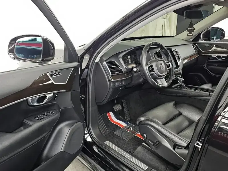 2018 Volvo XC90 с пробегом 213 103 км