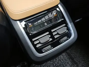 2020 Volvo XC90 с пробегом 114 488 км