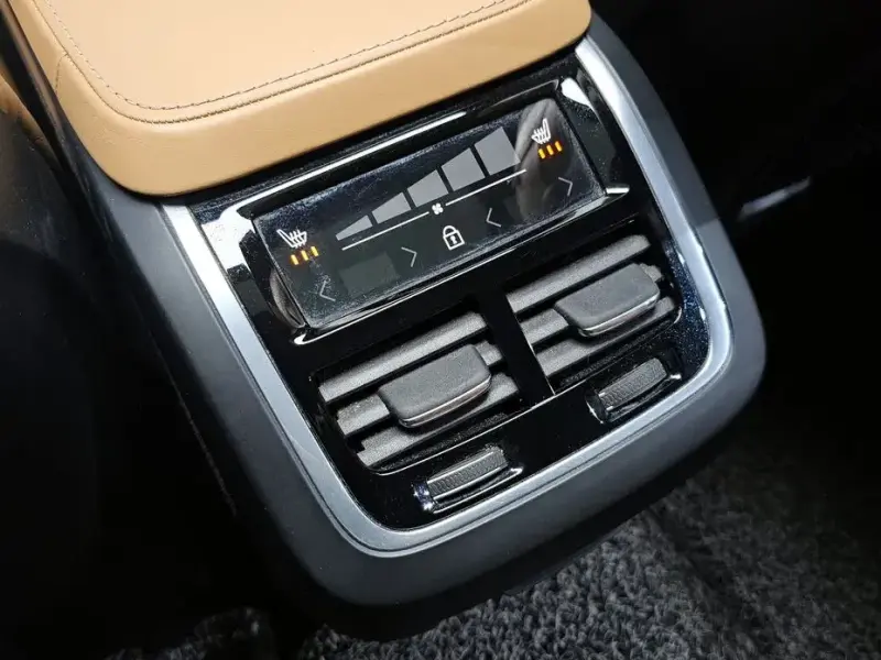 2020 Volvo XC90 с пробегом 114 488 км