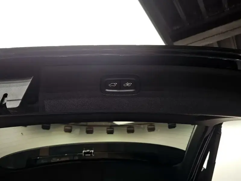 2020 Volvo XC90 с пробегом 114 488 км