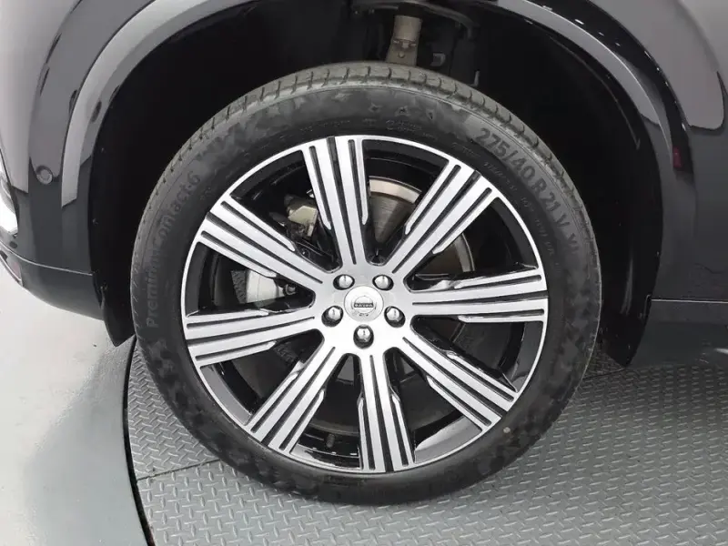 2024 Volvo XC90 с пробегом 56 426 км