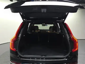 2024 Volvo XC90 с пробегом 56 426 км
