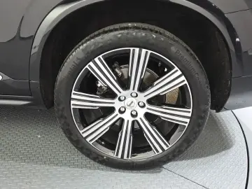 2024 Volvo XC90 с пробегом 56 426 км