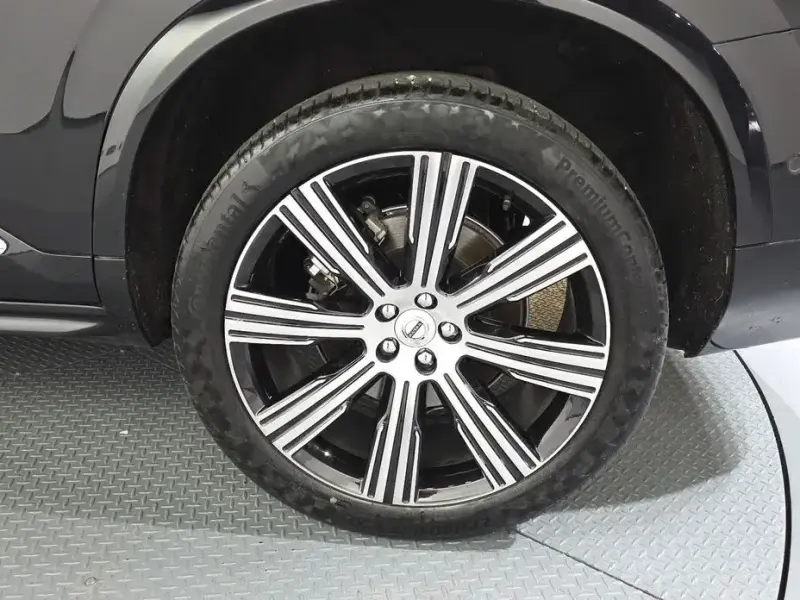 2024 Volvo XC90 с пробегом 56 426 км