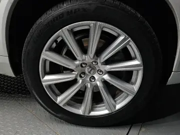2018 Volvo XC90 с пробегом 98 588 км