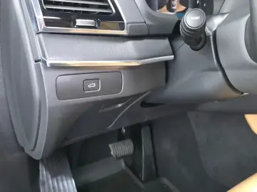 2024 Volvo XC90 с пробегом 56 426 км