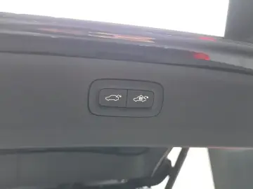 2024 Volvo XC90 с пробегом 56 426 км