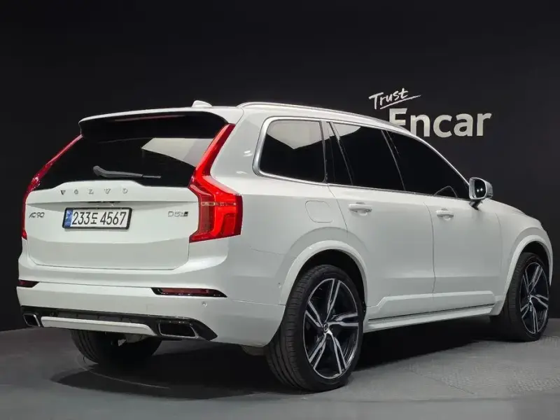 2017 Volvo XC90 с пробегом 175 643 км