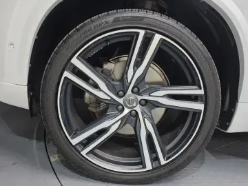 2017 Volvo XC90 с пробегом 175 643 км