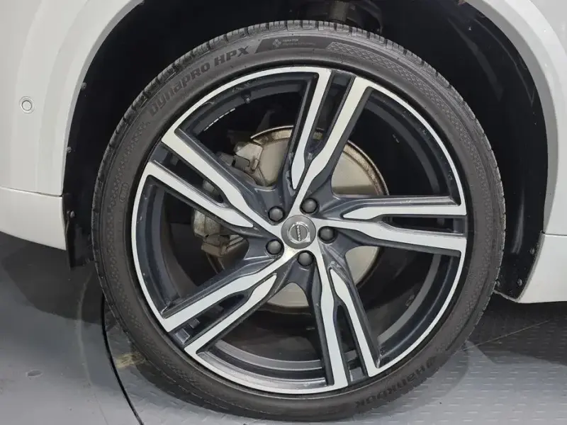 2017 Volvo XC90 с пробегом 175 643 км