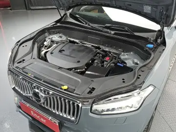 2021 Volvo XC90 с пробегом 88 910 км