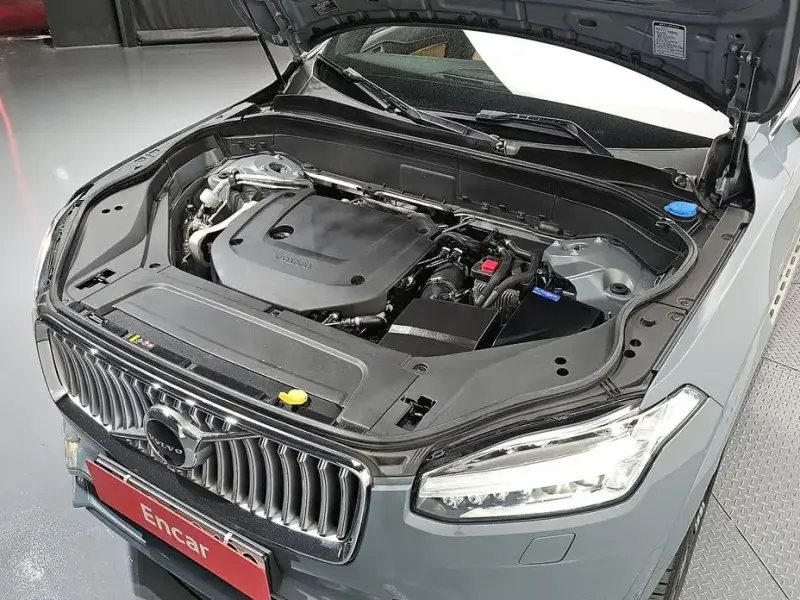 2021 Volvo XC90 с пробегом 88 910 км