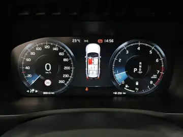 2021 Volvo XC90 с пробегом 88 910 км