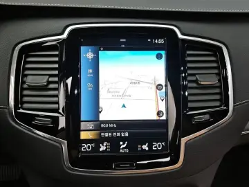 2021 Volvo XC90 с пробегом 88 910 км